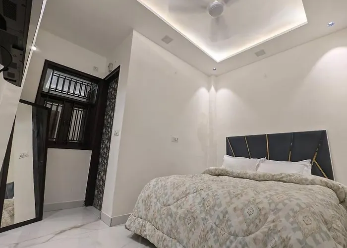 Cozy 1 Bhk Condo With Amenities